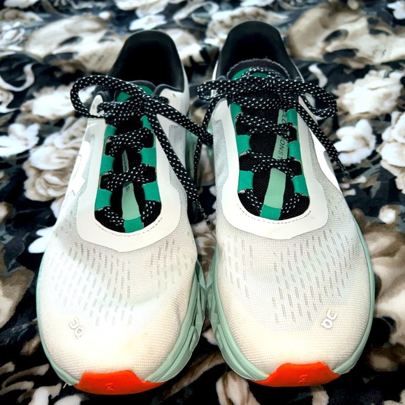 OnCloud Cloudmonster Undyed White/Creek, Teal/Navy, Athletic Shoes Womens Sz 8.5 - Picture 1 of 10